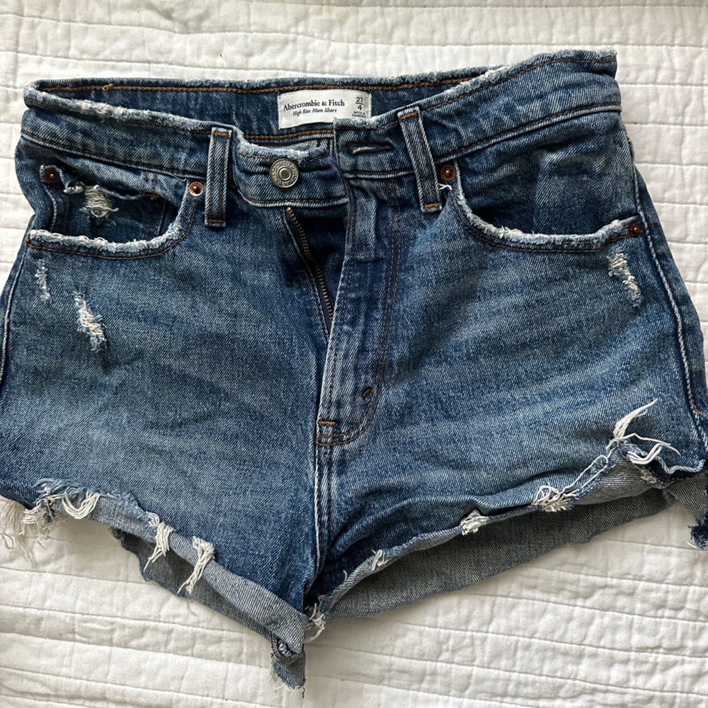 Abercrombie & Fitch high rise mom  Shorts size 27